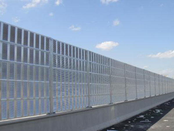 éé³å±é