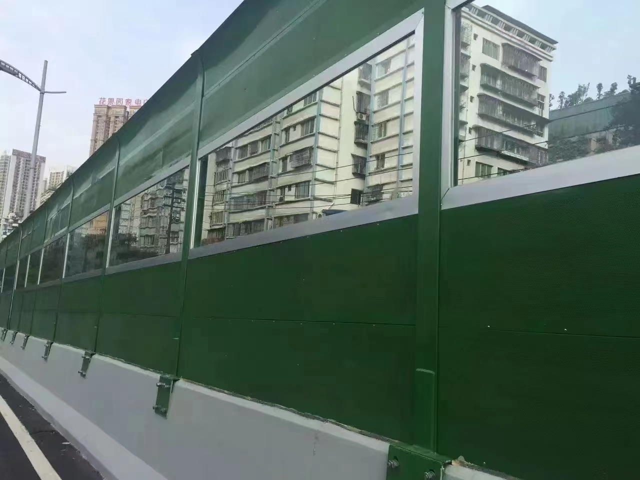 声屏障施工_声屏障项目(图1)